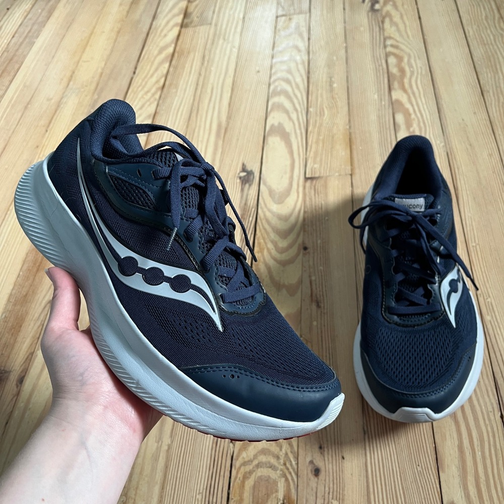 Saucony Axon 3 Running Shoes Mens 10.5 Navy Blue Mesh Sneakers S21034-215